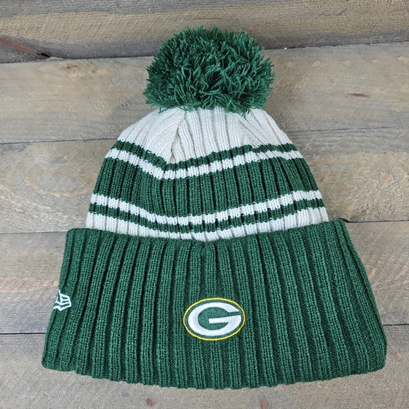New Era Green Bay Packers NFL Football Lined Green/Cream Stocking Hat - Picture 3 of 8
